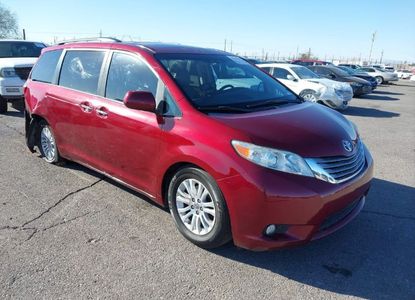 Raport pojazdu dla VIN 5TDYK3DCXFS621190 - Obraz 1