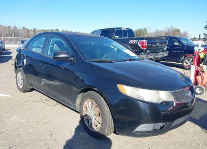 Raport pojazdu dla VIN KNAFU4A25B5373902 - Obraz 1