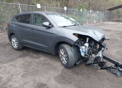 Vehicle Report for VIN KM8J23A49KU934201 - Image 1