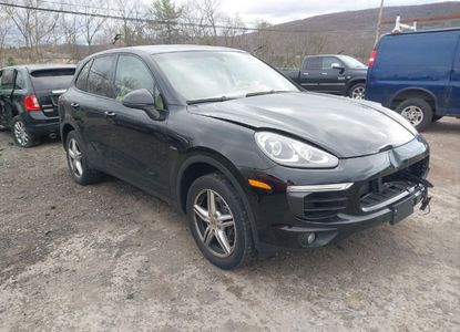 Vehicle Report for VIN WP1AF2A29FLA31039 - Image 1