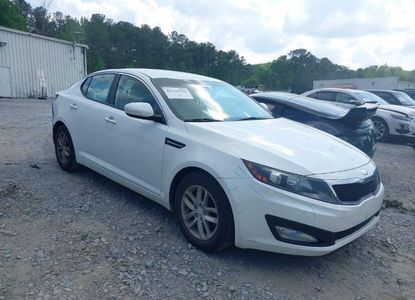 Vehicle Report for VIN KNAGM4A7XD5417654 - Image 1