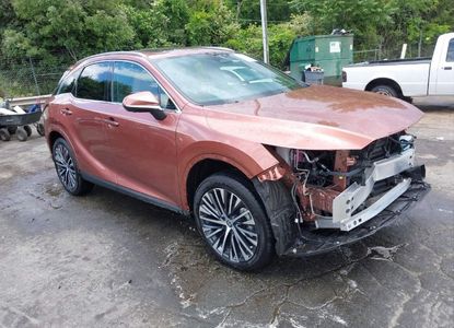 Raport vehicul pentru VIN 2T2BBMCA1RC054680 - Imaginea 1