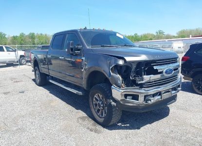 Vehicle Report for VIN 1FT7W2B6XKED46072 - Image 1