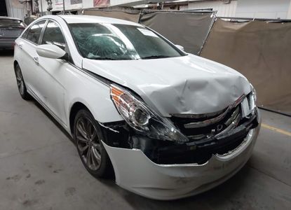 Informe del vehículo para VIN 5NPEC4AC9DH801466 - Imagen 1