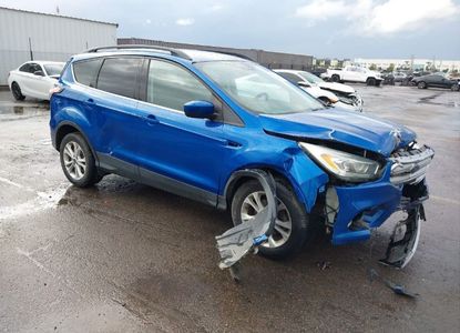 Vehicle Report for VIN 1FMCU0GDXHUC28145 - Image 1