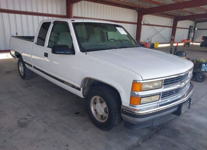 Informe del vehículo para VIN 1GCEC19W2VE132388 - Imagen 1