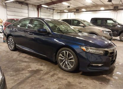 Informe del vehículo para VIN 1HGCV3F92KA005107 - Imagen 1