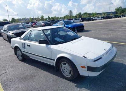 Vehicle Report for VIN JT2AW15C3F0038352 - Image 1