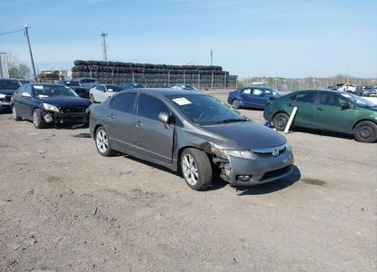 Vehicle Report for VIN 2HGFA16518H323921 - Image 1