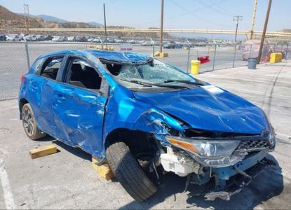 تقرير المركبة لـ VIN JTNKARJE0GJ502219 - الصورة 1