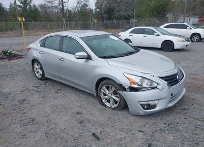 Vehicle Report for VIN 1N4AL3AP6DC280395 - Image 1