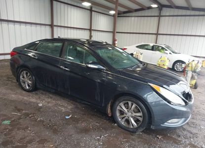 Vehicle Report for VIN 5NPEC4AC0DH550031 - Image 1