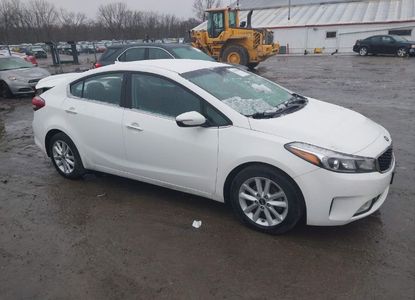 Raport pojazdu dla VIN 3KPFL4A74HE024065 - Obraz 1