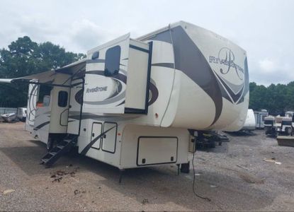 Raport pojazdu dla VIN 4X4FRSR2XK5000815 - Obraz 1