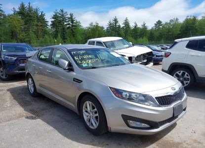 Vehicle Report for VIN KNAGM4A79D5380077 - Image 1