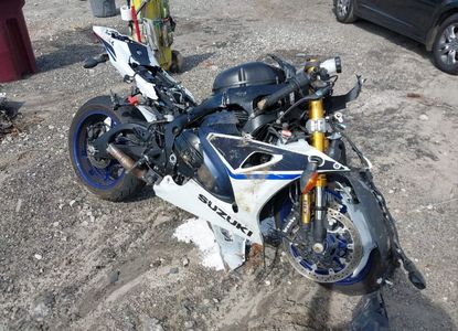 Informe del vehículo para VIN JS1DM11H0P7100112 - Imagen 1