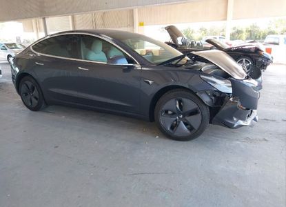 Informe del vehículo para VIN 5YJ3E1EB6JF134836 - Imagen 1