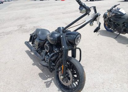 Informe del vehículo para VIN 1HD1KVC26HB662270 - Imagen 1