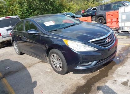 Vehicle Report for VIN 5NPEB4ACXCH441724 - Image 1