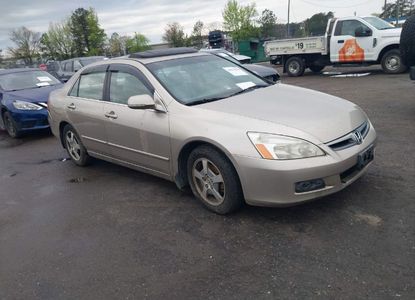 Vehicle Report for VIN JHMCN36457C001856 - Image 1