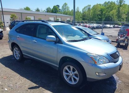 Raport pojazdu dla VIN 2T2HK31U28C057037 - Obraz 1