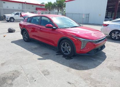 Raport pojazdu dla VIN 3KPFT4DE3SE020901 - Obraz 1