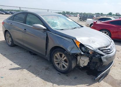 Informe del vehículo para VIN 5NPEB4AC3CH477366 - Imagen 1