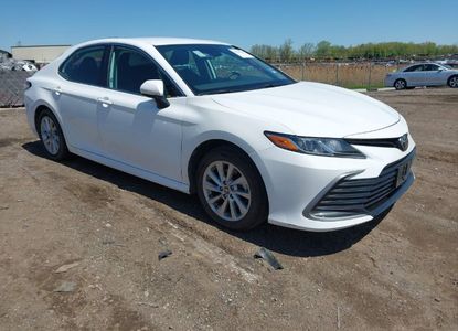 Vehicle Report for VIN 4T1C11AK7RU221239 - Image 1