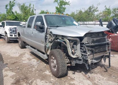 Informe del vehículo para VIN 1FT8W3BT4GEA57552 - Imagen 1