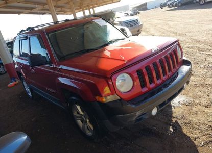 Informe del vehículo para VIN 1C4NJPFA1CD647340 - Imagen 1