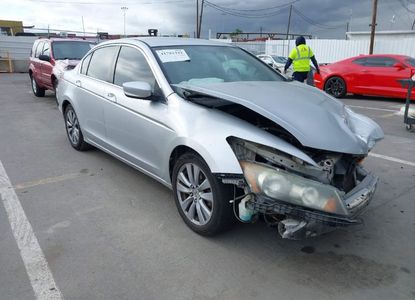 Vehicle Report for VIN 1HGCP2F80BA071537 - Image 1