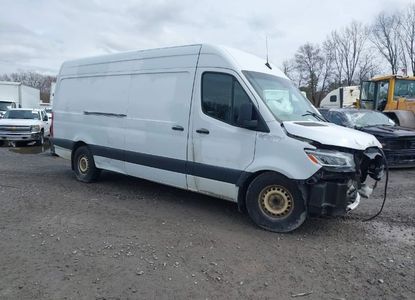 Vehicle Report for VIN WD3PF1CDXKP104999 - Image 1