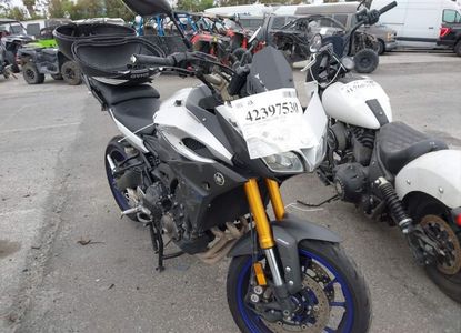 Raport vehicul pentru - Imaginea 1