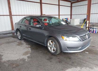 Raport pojazdu dla VIN 1VWBT7A31FC019565 - Obraz 1