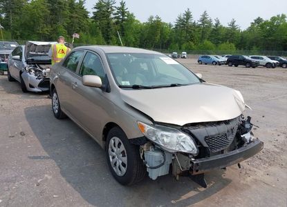 Raport pojazdu dla VIN 2T1BU4EE3AC296910 - Obraz 1