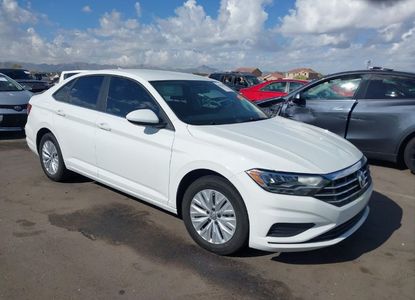 Vehicle Report for VIN 3VWC57BU4KM089706 - Image 1