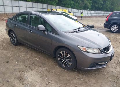 Raport pojazdu dla VIN 19XFB2F87DE024743 - Obraz 1