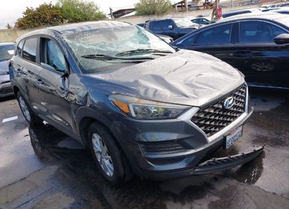 Vehicle Report for VIN KM8J23A43KU943993 - Image 1