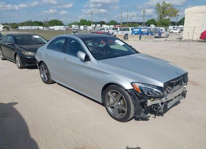 Informe del vehículo para VIN 55SWF4KB2FU005126 - Imagen 1