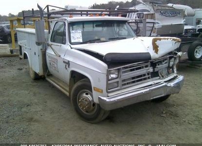 Отчет о транспортном средстве для VIN 1GBHR34K2JJ140086 - изображение 1