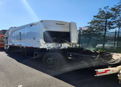 Vehicle Report for VIN 1M2LR02C9JM002488 - Image 1