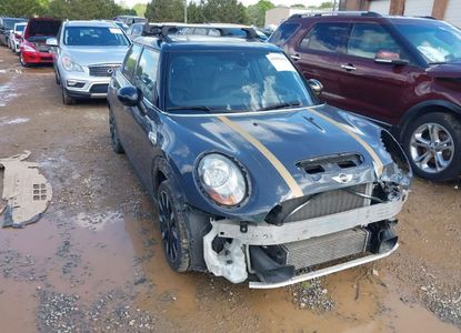 Vehicle Report for VIN WMWXU3C52G2D30927 - Image 1