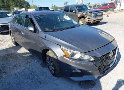 Vehicle Report for VIN 1N4BL4BV3LC238806 - Image 1