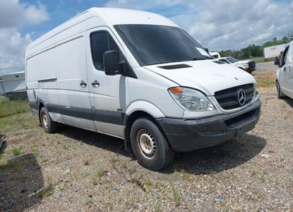 Vehicle Report for VIN WD3PE8CB0C5688417 - Image 1