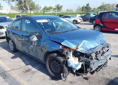 Raport pojazdu dla VIN JM1BL1UG6B1478174 - Obraz 1