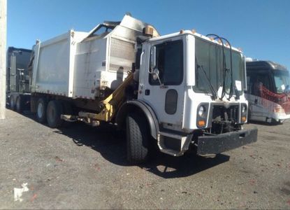 Vehicle Report for VIN 1M2AV04C2CM008944 - Image 1