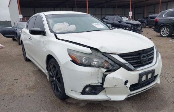 Informe del vehículo para VIN 1N4AL3AP1HC295974 - Imagen 1