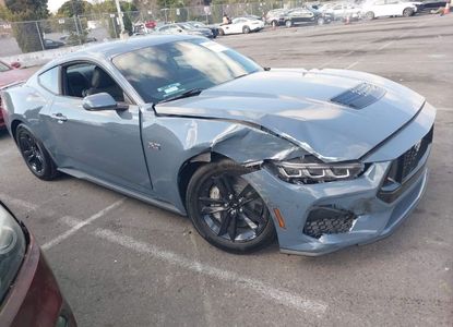 ავტომობილის ანგარიში VIN 1FA6P8CF2S5402148 -ისთვის - სურათი 1