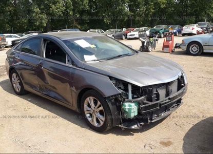 Informe del vehículo para VIN 5NPEC4AC2BH073549 - Imagen 1