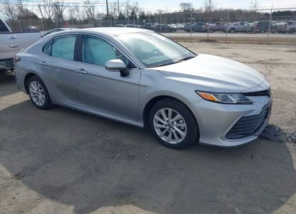 Звіт про транспортний засіб для VIN 4T1C11AK0RU204203 – зображення 1